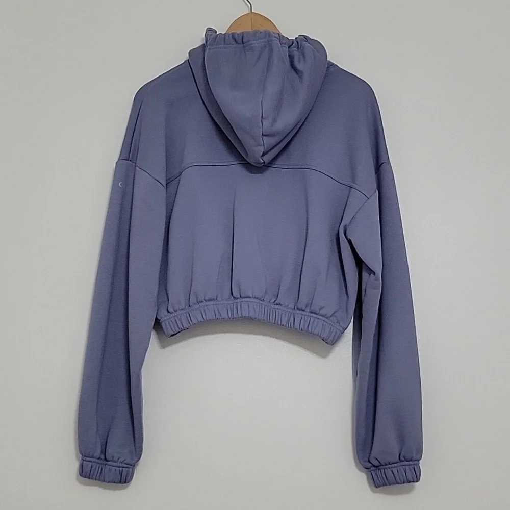 ALO Yoga Lavender Cropped Hoodie Pullover